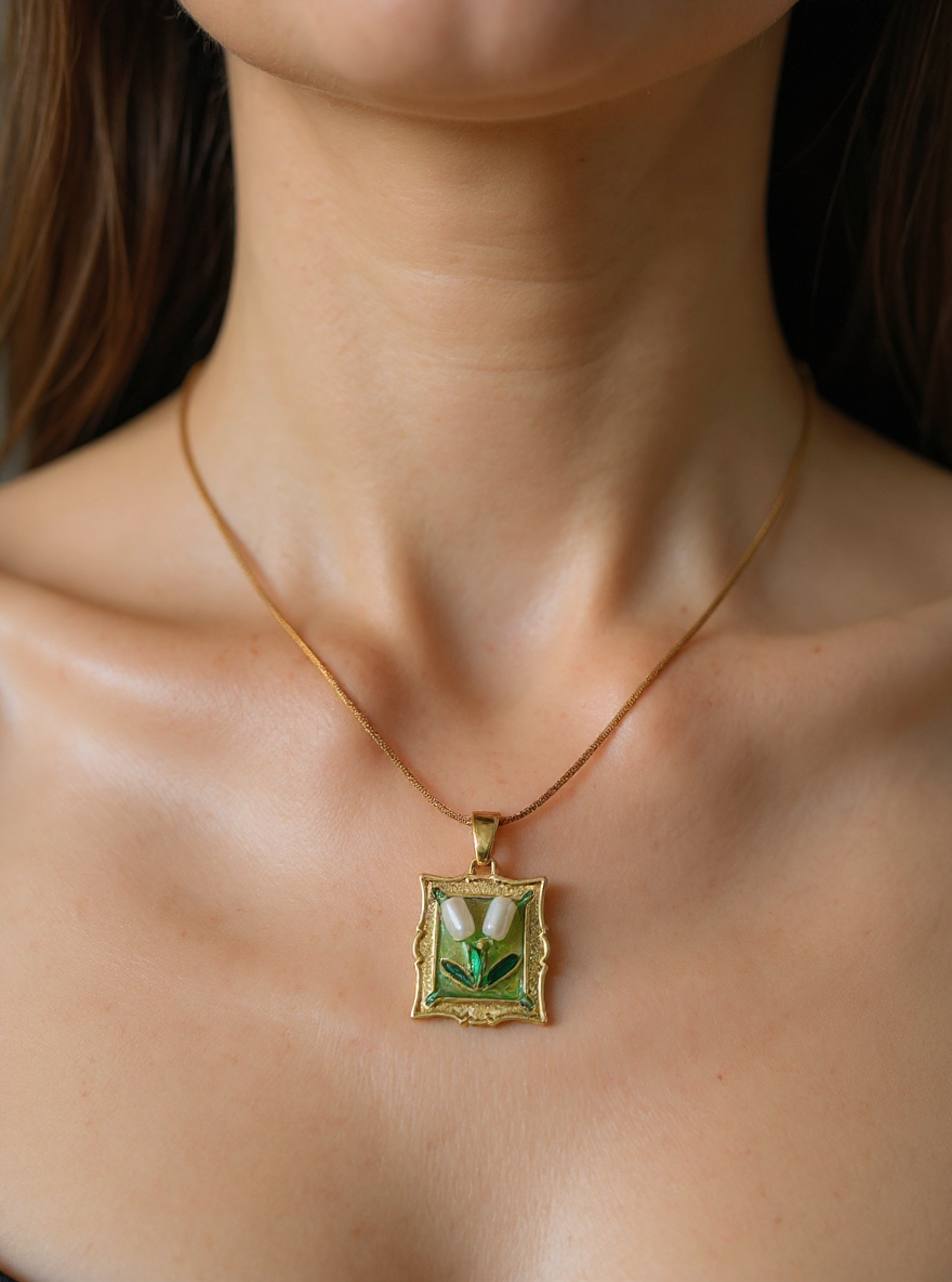 🌿 Gold Plated Flower Frame Pendant Necklace – Stainless Steel