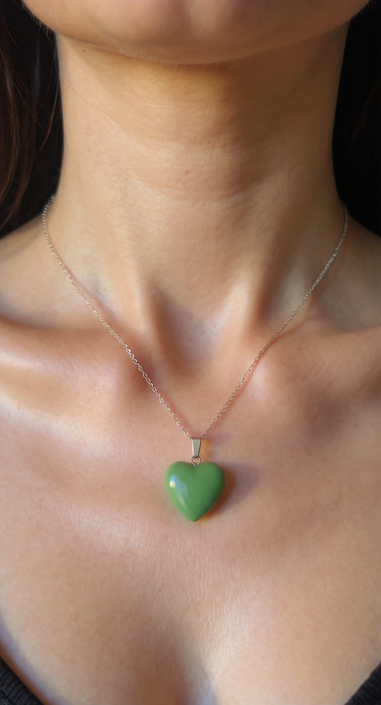 💚 Natural Aventurine Heart Necklace – Stainless Steel Chain