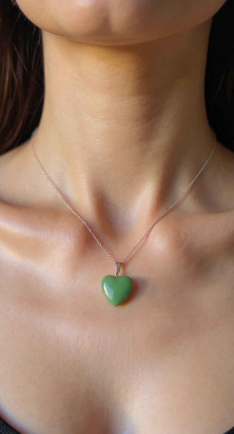 💚 Natural Aventurine Heart Necklace – Stainless Steel Chain