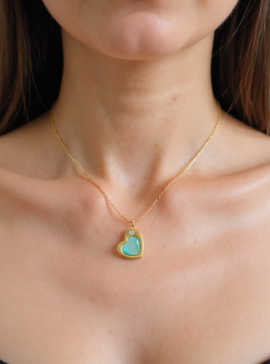 💚 Gold Heart Pendant Necklace with Green-Blue Stone – Romantic Minimal Jewelry