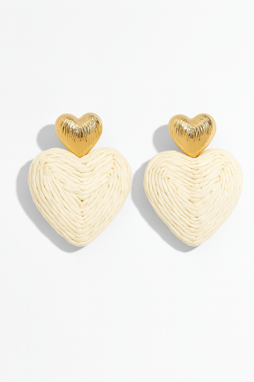 Golden Embrace Heart Earrings – A Love Story in Every Detail