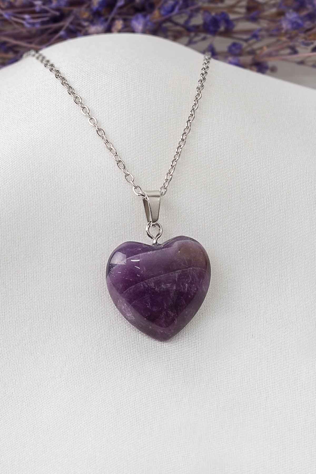 Amethyst Heart Pendant Necklace – Serenity in Style