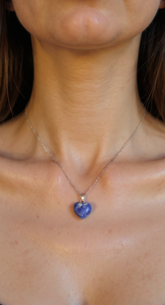 💙 Natural Lapis Lazuli Heart Necklace – Stainless Steel Chain