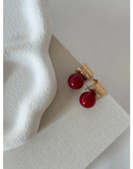 Bold Burgundy Pearl Drop Earrings – Gold-Tone Textured Design