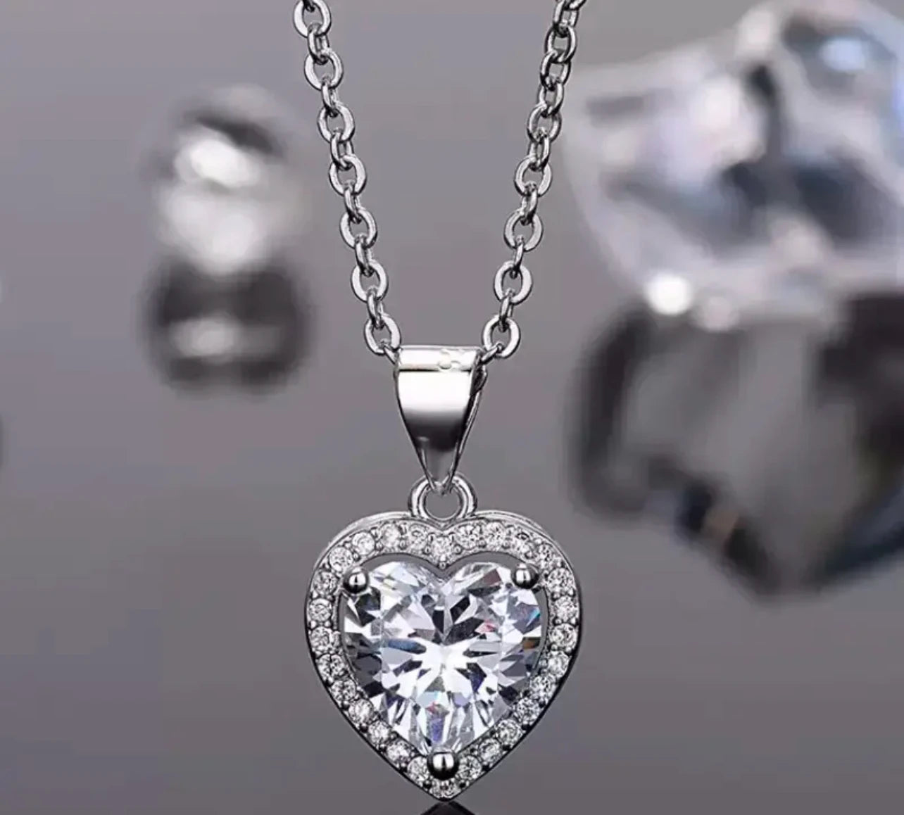 Elegant Heart-Shaped Zirconia Pendant Necklace – Stainless Steel, Silver Tone
